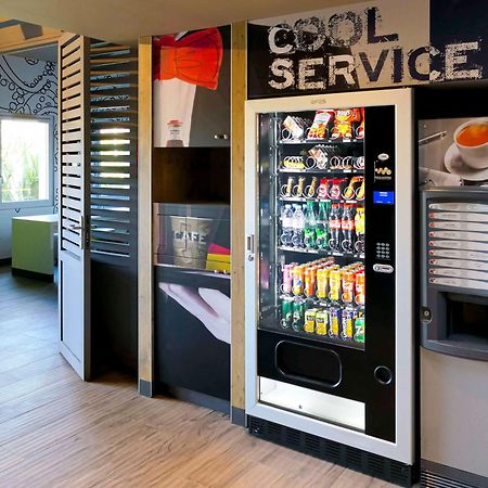 Ibis Budget Beauvais Aeroport Tillé Exteriör bild