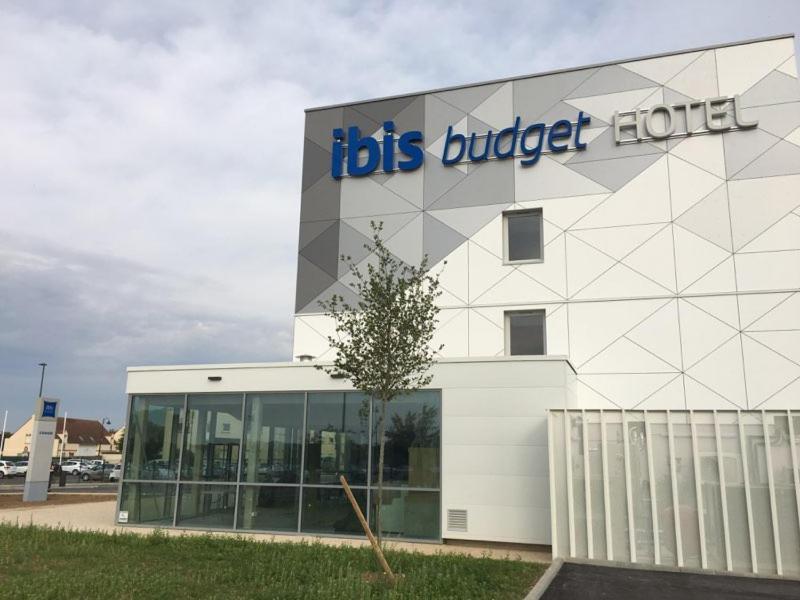 Ibis Budget Beauvais Aeroport Tillé Exteriör bild
