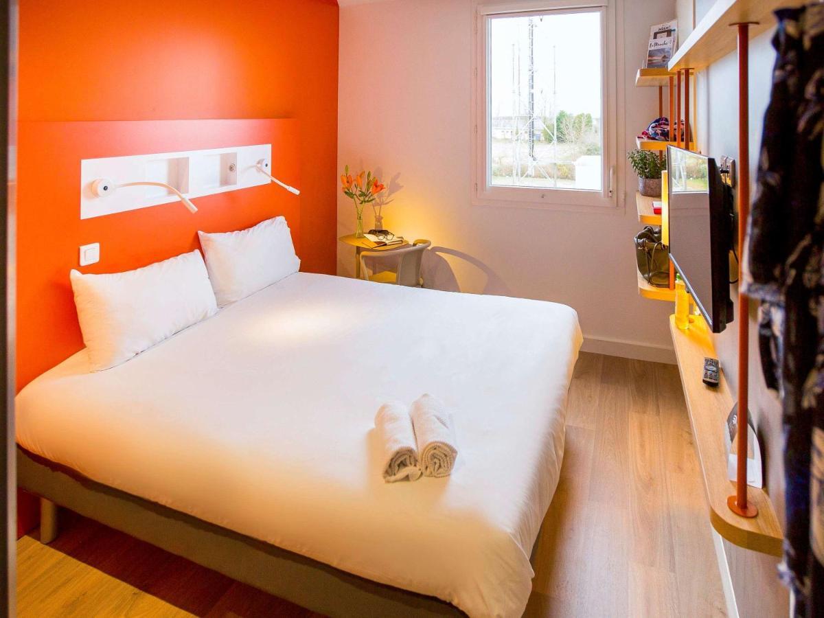 Ibis Budget Beauvais Aeroport Tillé Exteriör bild